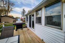 498 LAKESHORE Road Selkirk