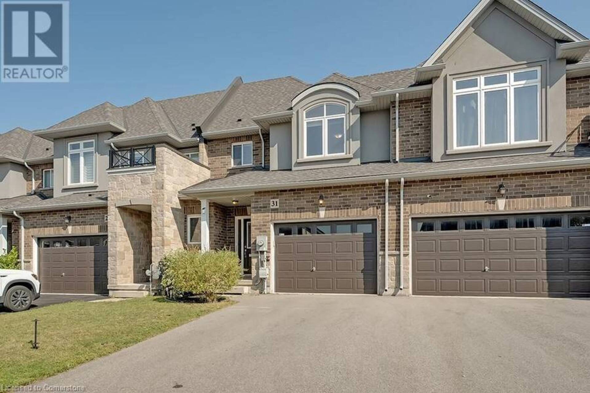 31 PINOT Crescent Stoney Creek