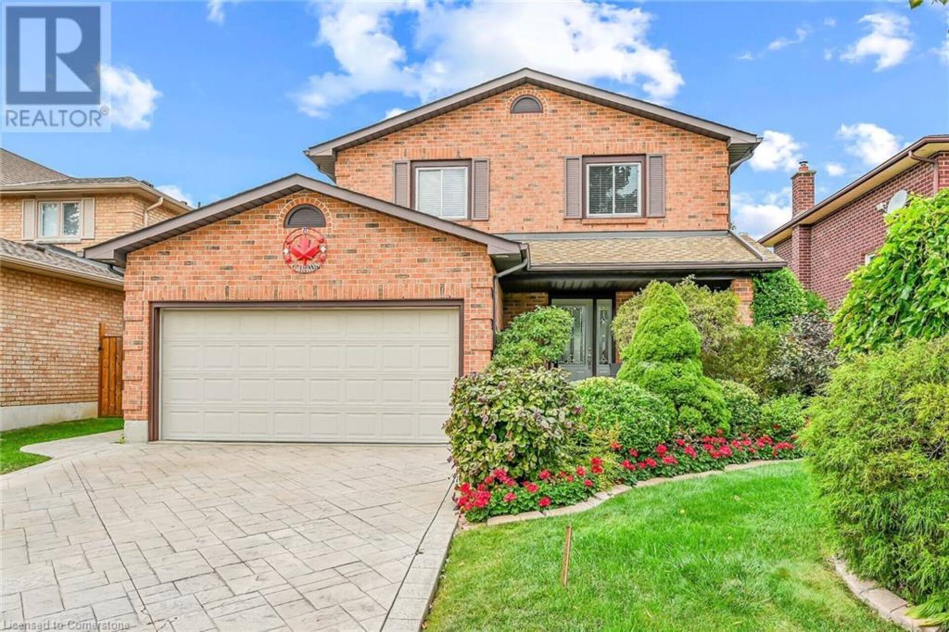 7 GATESTONE Drive Hamilton