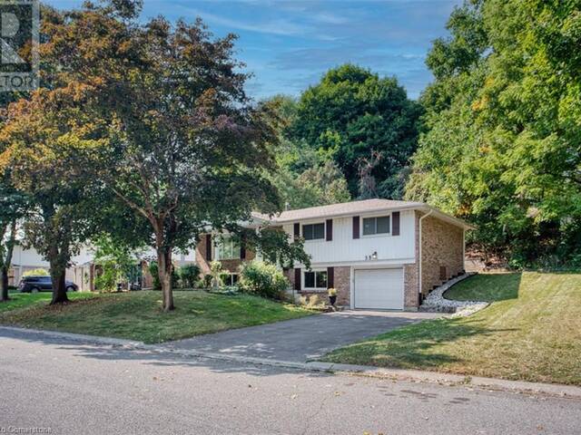 38 ROBINHOOD Drive Dundas Ontario