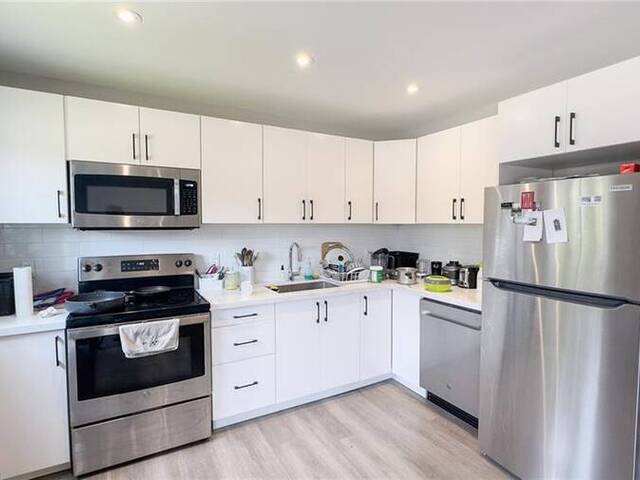 410 HAZEL Street Unit# 202 Waterloo Ontario