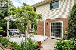 4 KNOLLWOOD Court Dundas