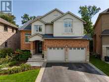 48 COMMANDO Court Waterdown