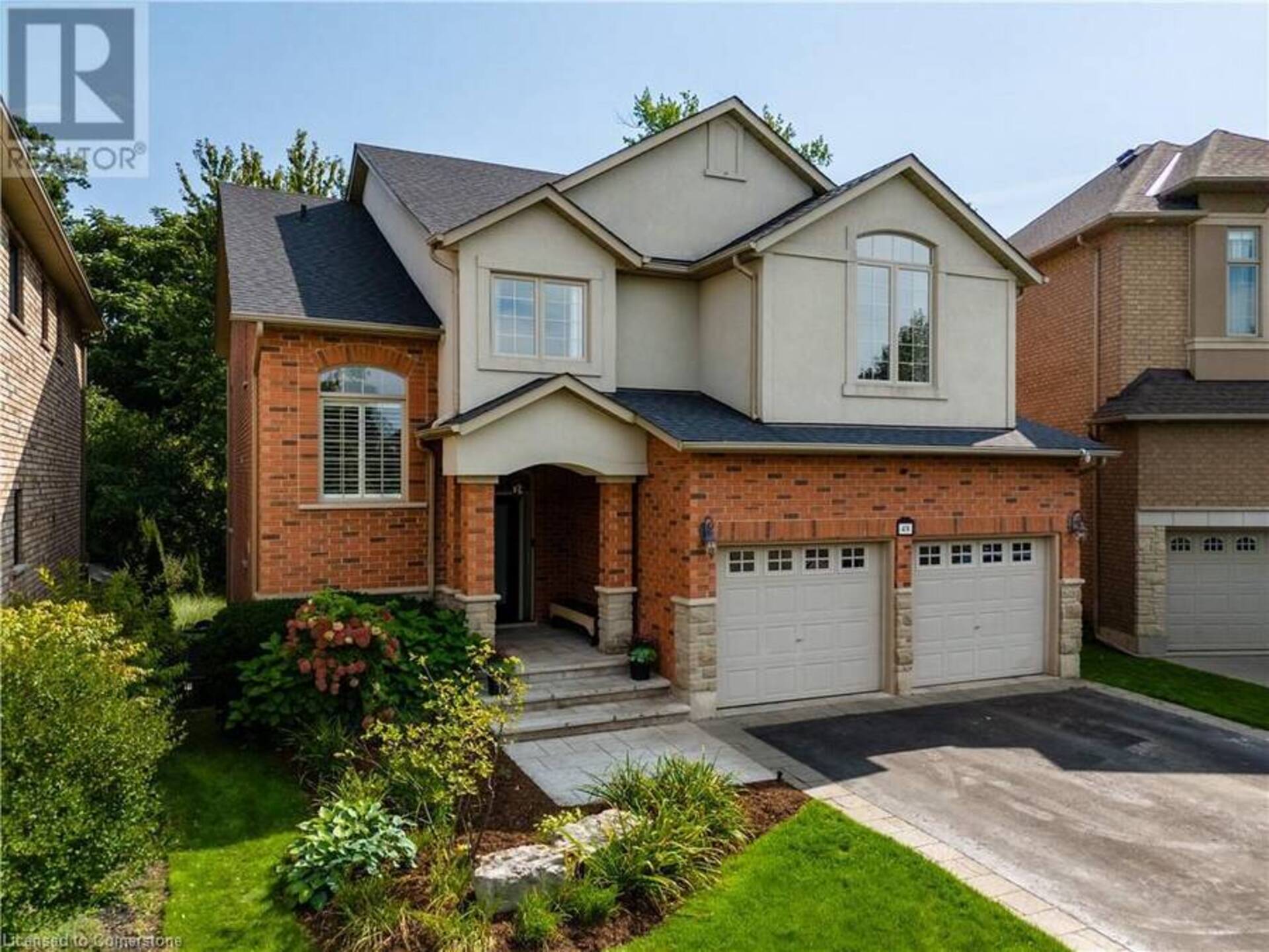 48 COMMANDO Court Waterdown