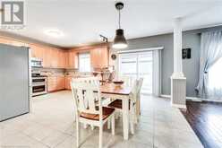 72 SIDNEY Crescent Stoney Creek