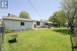 576 LAKESHORE Road Selkirk