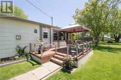 576 LAKESHORE Road Selkirk