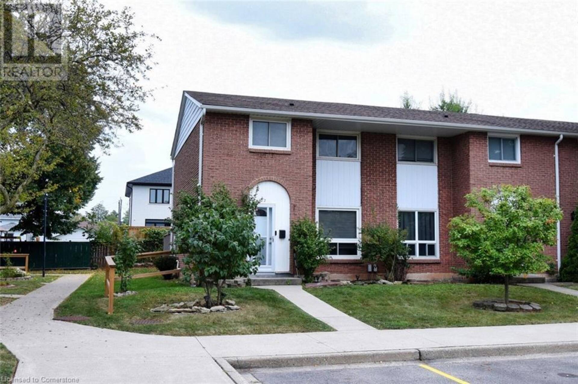 150 GATESHEAD Crescent Unit# 122 Stoney Creek