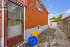 20 WALTER Avenue S Hamilton