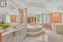 2262 BONNYLYN Court Oakville