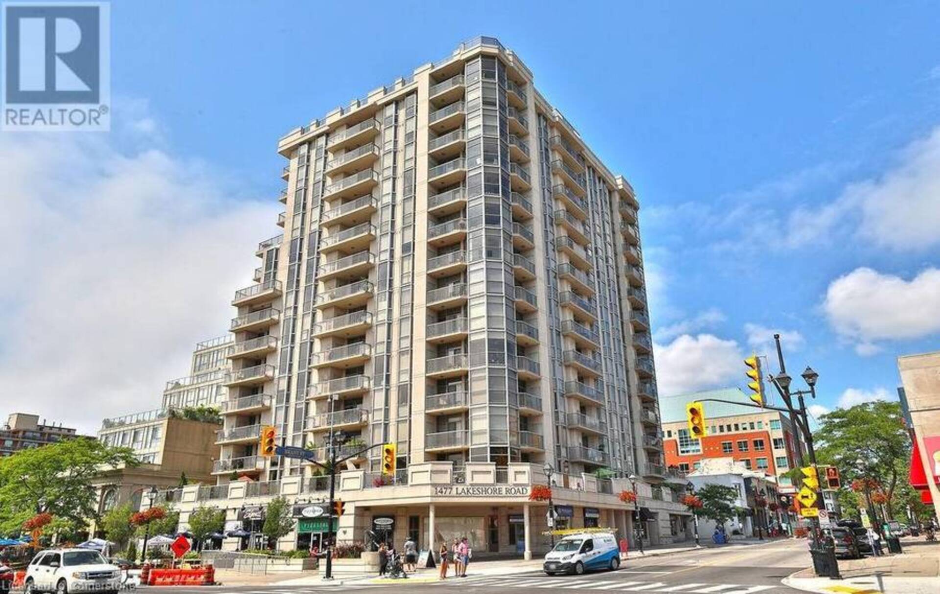 1477 LAKESHORE Road Unit# 301 Burlington