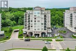 3000 CREEKSIDE Drive Unit# 807 Dundas