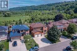 50 SHADELAND Crescent Stoney Creek