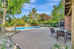 210 BLUEBELL Crescent Ancaster