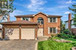 210 BLUEBELL Crescent Ancaster