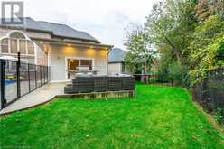 12 COWPER Court Dundas