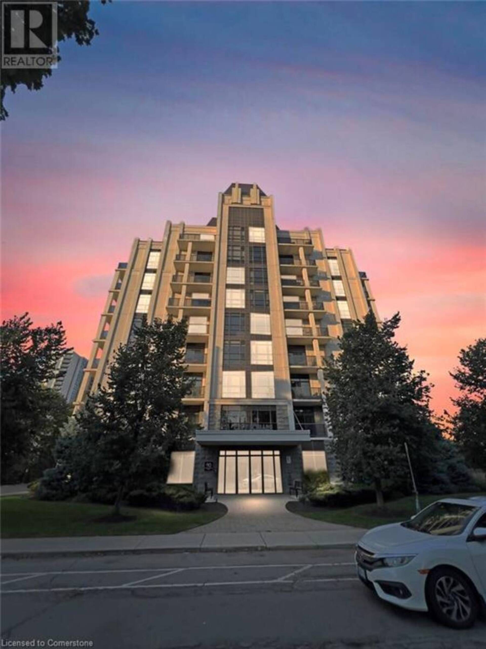 90 CHARLTON Avenue W Unit# 801 Hamilton