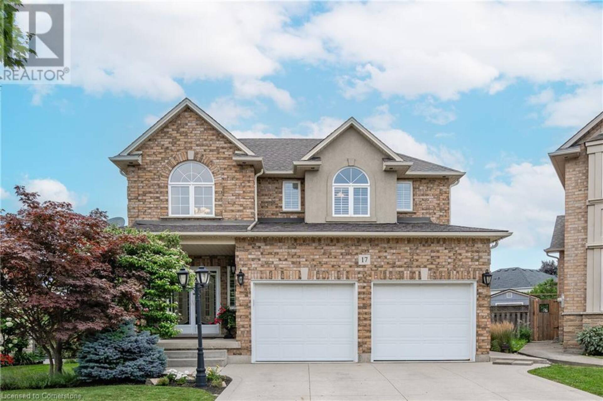 17 HILLCROFT Drive Stoney Creek