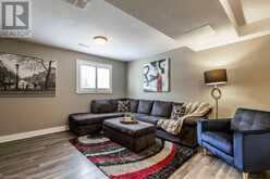 698 ACADIA Drive Hamilton