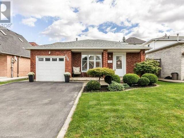 698 ACADIA Drive Hamilton Ontario