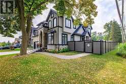 4 LOCKMAN Drive Ancaster