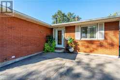 8 WOODCREST Drive Grimsby