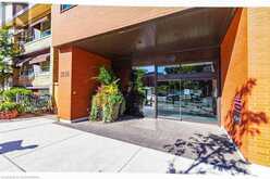 2118 BLOOR Street W Unit# 408 Toronto