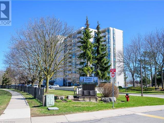 5090 PINEDALE Avenue Unit# 203 Burlington Ontario