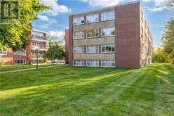 2052 COURTLAND Drive Unit# 304 Burlington