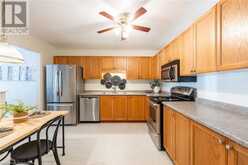 222 FELLOWES Crescent Unit# 11 Waterdown