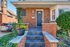 97 KNYVET Avenue Hamilton