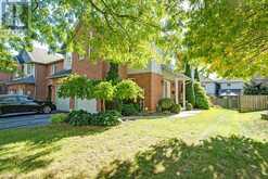 60 VALRIDGE Drive Ancaster