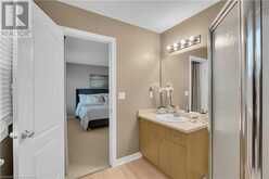 40 DARTMOUTH GATE Unit# 19 Stoney Creek