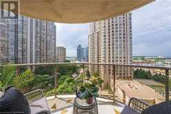 25 KINGSBRIDGE GARDEN Circle Unit# 1021 Mississauga