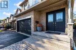 143 FOXBOROUGH Drive Ancaster