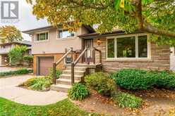 112 BERTRAM Drive Dundas