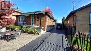 213 GARSIDE Avenue S Unit# Lower Hamilton