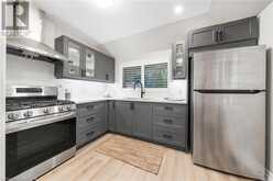 6 PLEASANT Avenue Unit# 2 Dundas