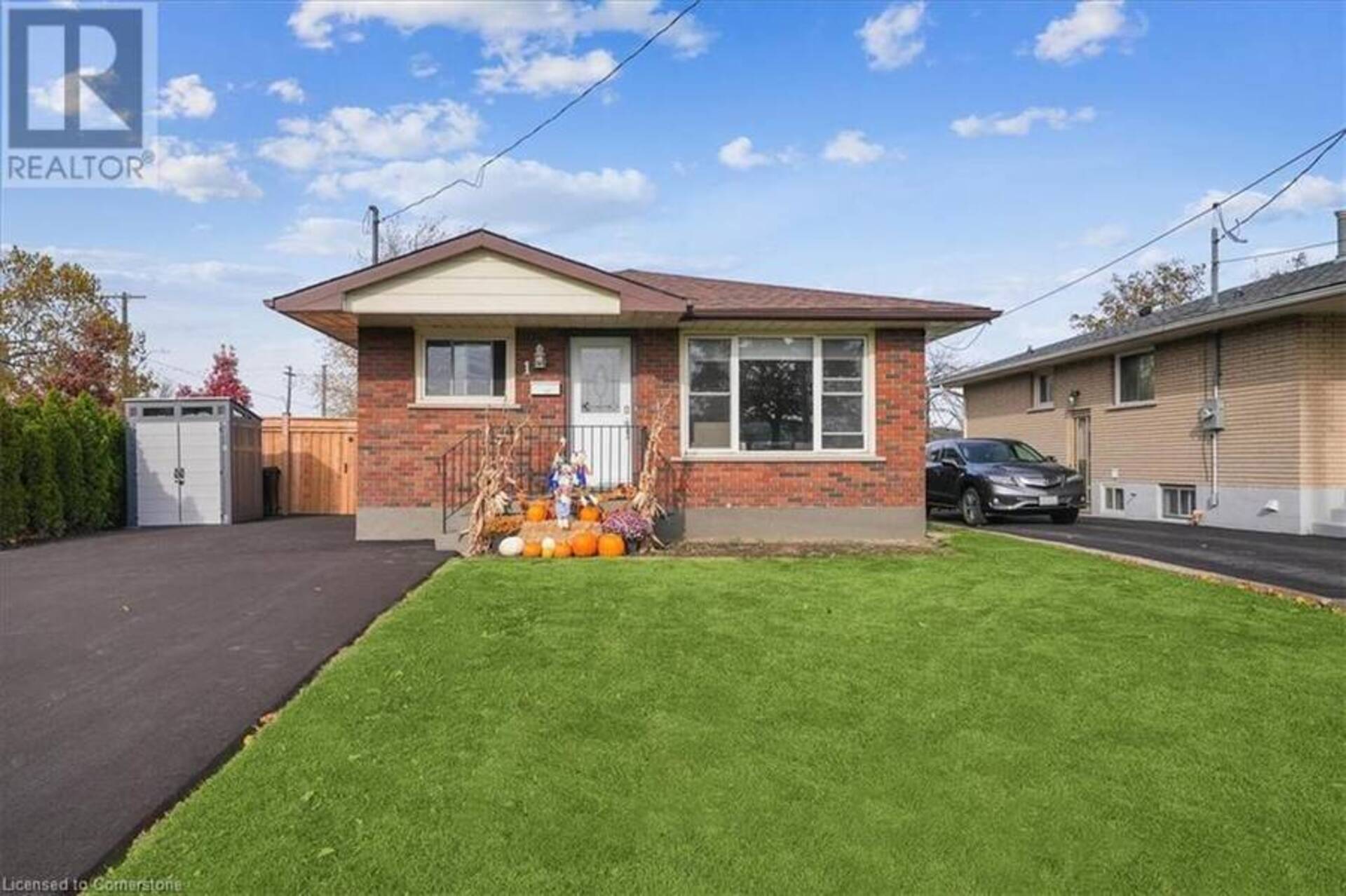 1 RENO Avenue Unit# Basement Hamilton