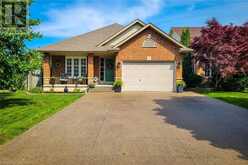 2 HAMPSHIRE Place Stoney Creek