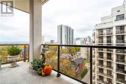 90 CHARLTON Avenue W Unit# 806 Hamilton