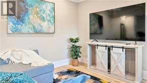 5 SUNNING HILL Avenue Unit# Upper Hamilton