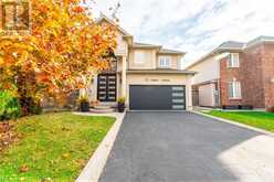 71 JOSHUA Avenue Ancaster