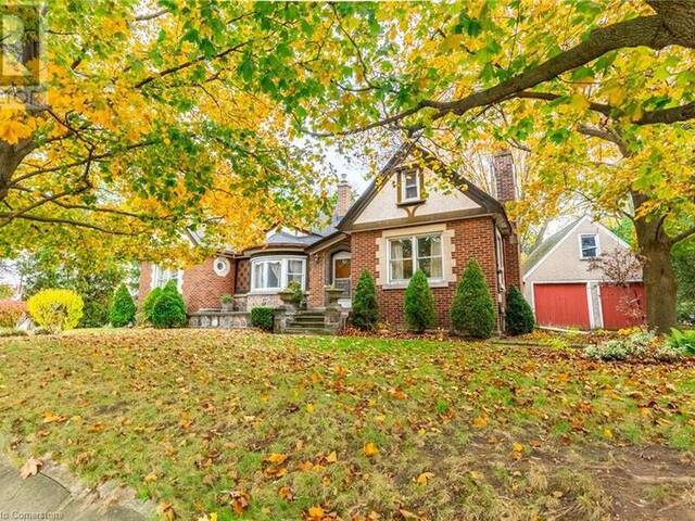 19 POTTRUFF Road S Hamilton Ontario