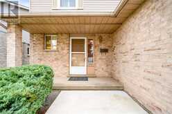 23 LANCER Court Hamilton