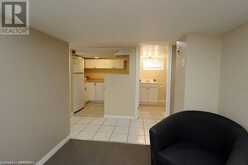 47 CLOVERHILL Road Unit# Lower Hamilton