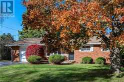 375 CLARENDON Drive Ancaster