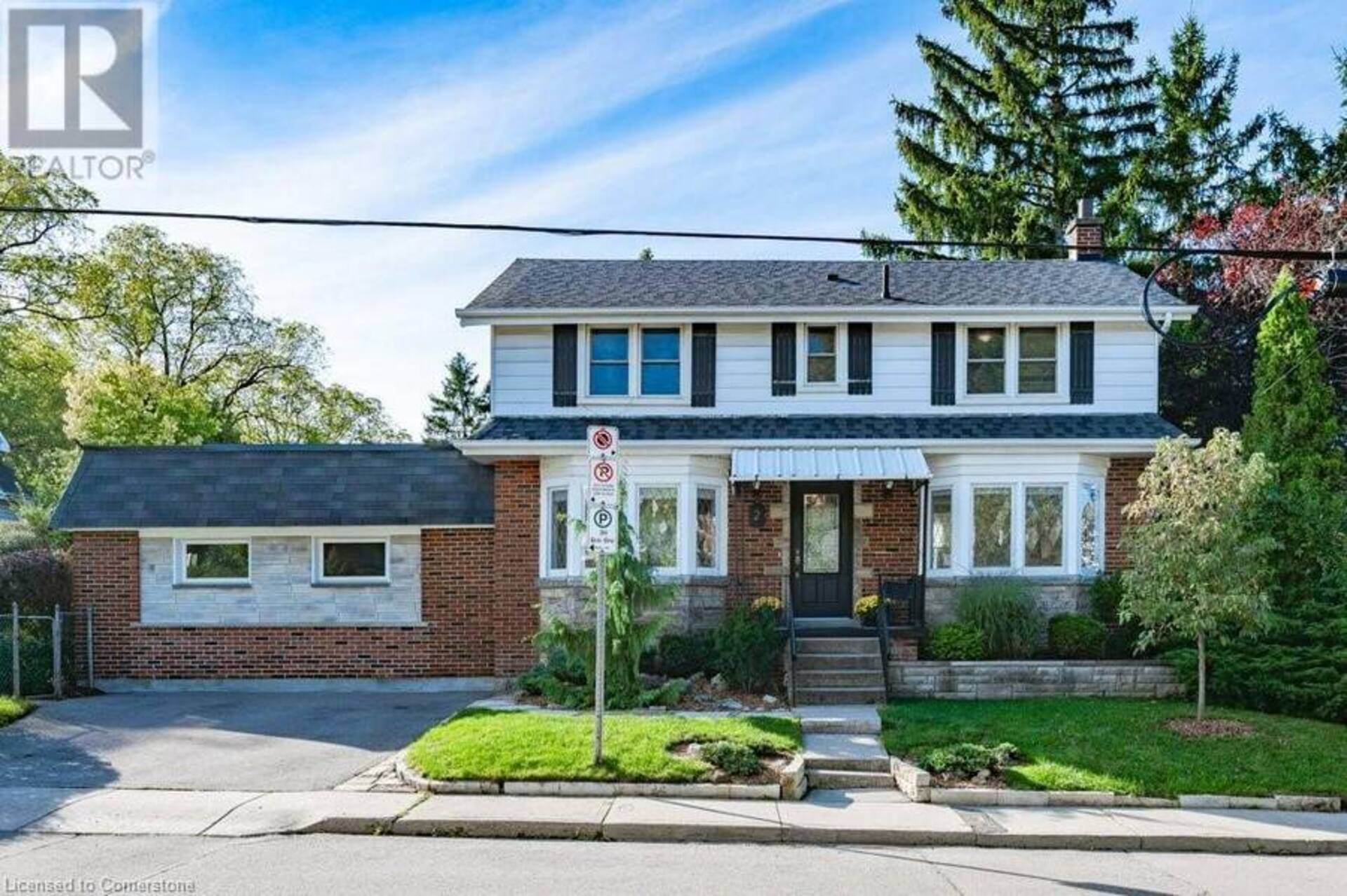 2 CHEDOKE Avenue Hamilton