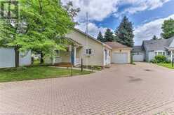 214 SILVERBIRCH Boulevard Mount Hope