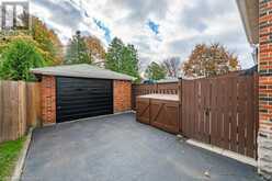 1108 QUEENSDALE Avenue E Hamilton